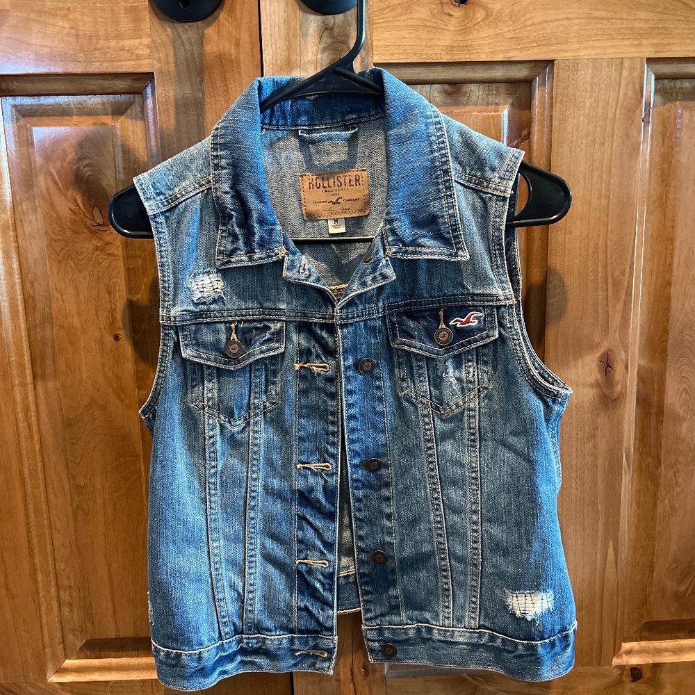 Women’s jean vest
